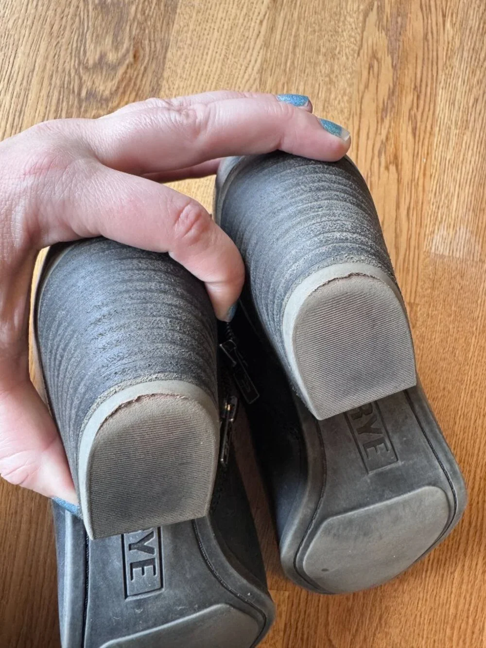 Frye Jennifer Black Leather Booties Size 8M